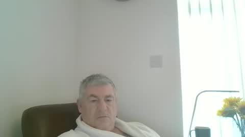 she52 online show from January 7, 8:45 am