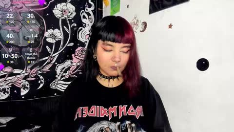sheccid   online show from December 10, 3:30 am