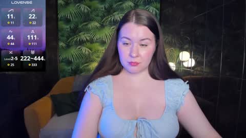 Snapshot of shedar_pretty chatting on January 16, 5:53 am Shedar online show from January 16, 5:53 am
