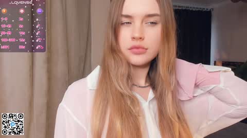 Violet online show from December 30, 7:04 am