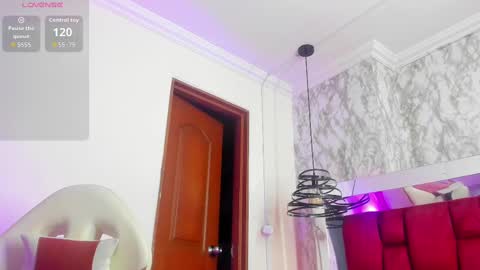 sheilly_brown online show from November 7, 9:06 pm