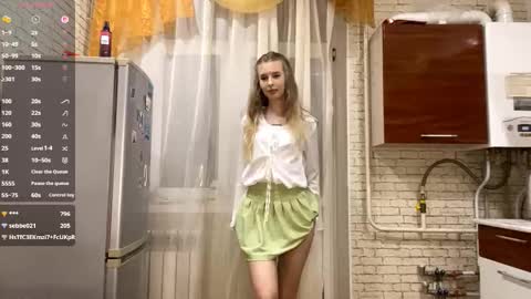 Jenny online show from October 27, 8:31 pm