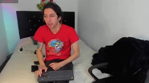 Snapshot of shelby__loveshow chatting on February 25, 10:26 am shelby__loveshow online show from February 25, 10:26 am