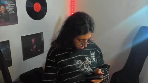 Snapshot of shelby__loveshow chatting on February 18, 5:53 am shelby__loveshow online show from February 18, 5:53 am