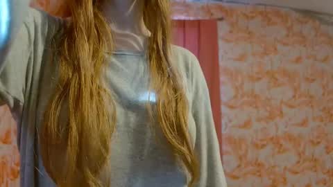 Erika online show from November 4, 8:43 pm