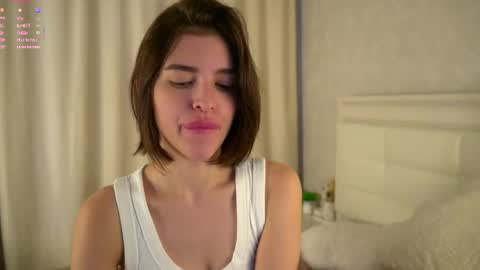 Alex online show from June 4, 1:22 am