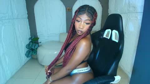 Shelly online show from May 20, 8:26 pm