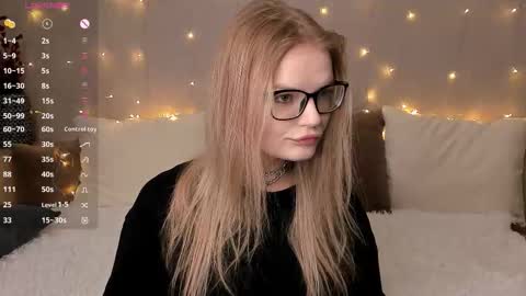 shellyboom online show from February 2, 6:15 pm