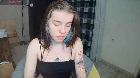 ShelyMoon online show from March 6, 5:54 pm