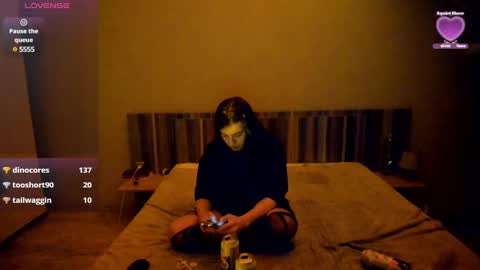 ShelyMoon online show from March 7, 10:43 pm