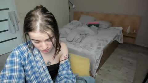 ShelyMoon online show from January 6, 2:03 pm