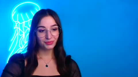 Snapshot of sheryl_sweet chatting on January 12, 6:26 pm Sheryl online show from January 12, 6:26 pm