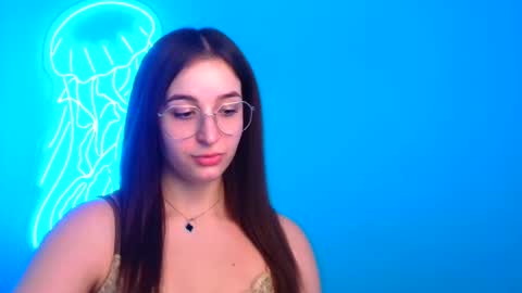 Snapshot of sheryl_sweet chatting on December 15, 6:59 pm Sheryl online show from December 15, 6:59 pm