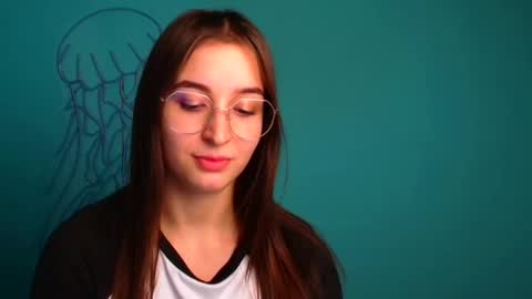 Snapshot of sheryl_sweet chatting on January 4, 9:54 am Sheryl online show from January 4, 9:54 am