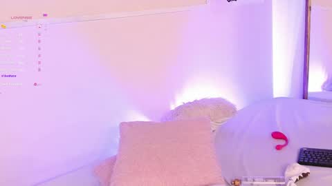 Snapshot of sherylrose1 chatting on February 26, 1:25 am Sheryl Rose online show from February 26, 1:25 am
