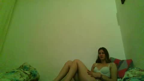 Snapshot of sheryn_percy chatting on January 3, 6:14 pm Sheryn online show from January 3, 6:14 pm