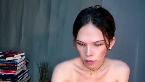 Lana But you can spell it backwards online show from May 15, 5:05 am