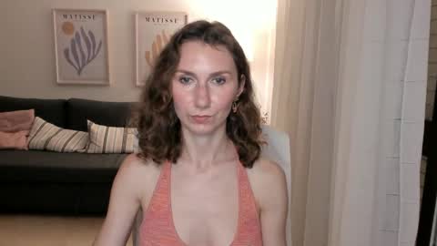 Snapshot of shesleepsnaked chatting on March 4, 6:18 pm shesleepsnaked online show from March 4, 6:18 pm