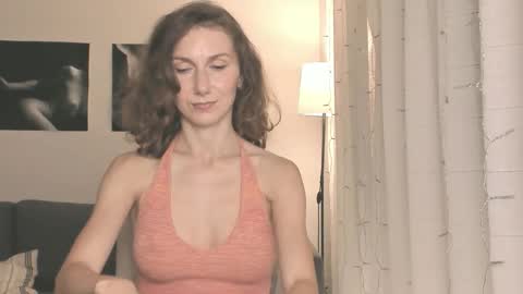 shesleepsnaked online show from November 14, 4:42 pm