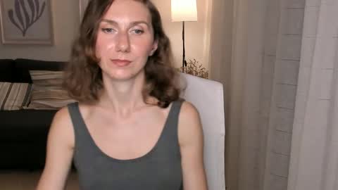 Snapshot of shesleepsnaked chatting on February 8, 9:46 pm shesleepsnaked online show from February 8, 9:46 pm