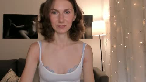 shesleepsnaked online show from May 29, 6:17 pm