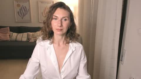 Snapshot of shesleepsnaked chatting on February 25, 8:21 pm shesleepsnaked online show from February 25, 8:21 pm