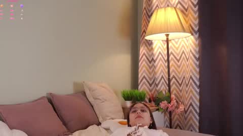 Iris online show from September 27, 11:52 am