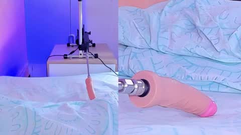    online show from March 31, 8:09 pm