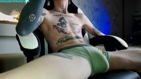    Alex  Independent model. online show from December 10, 4:17 pm