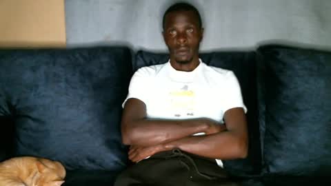 Snapshot of shikwekwe chatting on December 8, 10:14 pm Collorewamadeals online show from December 8, 10:14 pm