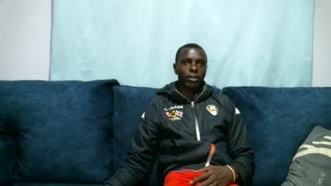 Snapshot of shikwekwe chatting on February 12, 12:27 am Collorewamadeals online show from February 12, 12:27 am