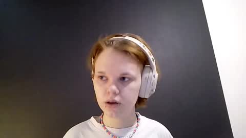 Emma online show from February 9, 8:40 am