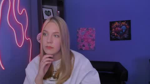 Kaya online show from April 10, 3:17 pm