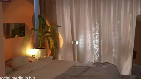 Melissa online show from October 6, 4:19 am