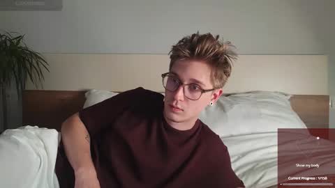 Matthew online show from November 12, 6:21 pm