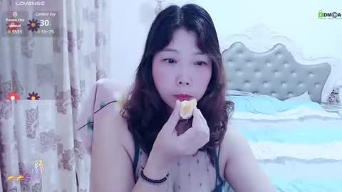 Shirleyni online show from March 2, 8:05 am