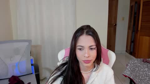  kendal  online show from February 18, 4:36 pm