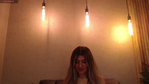 shofia_moretti online show from October 14, 4:48 am