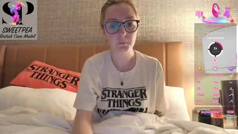 Snapshot of short_sweetpea chatting on September 8, 3:11 pm short sweetpea online show from September 8, 3:11 pm