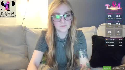 Snapshot of short_sweetpea chatting on February 23, 10:09 pm short sweetpea online show from February 23, 10:09 pm