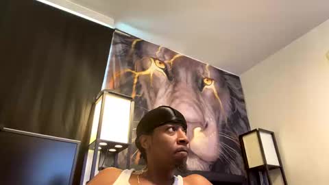 Short dog online show from October 19, 2:33 pm