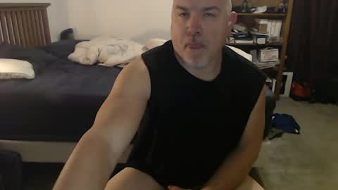 Snapshot of shortnthick4u chatting on January 3, 11:14 am shortnthick4u online show from January 3, 11:14 am