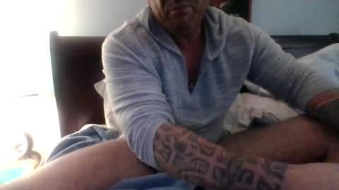 Snapshot of shorty3376 chatting on October 17, 1:15 pm shorty3376 online show from October 17, 1:15 pm