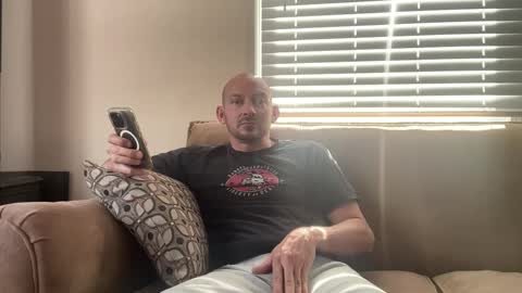 shouldadoneit online show from February 20, 3:30 pm