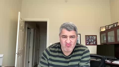 Chicago Guy online show from February 11, 8:42 pm