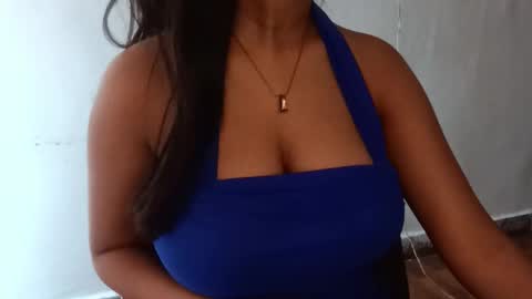 shreya_0 online show from March 8, 8:18 am