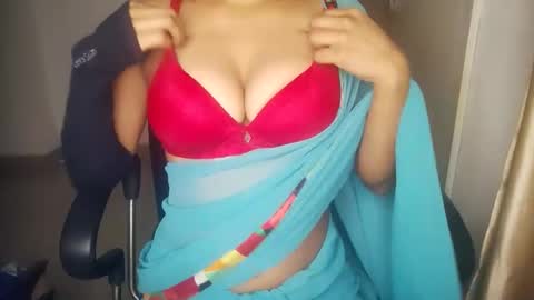 Snapshot of shreya_0 chatting on September 8, 7:02 pm shreya_0 online show from September 8, 7:02 pm