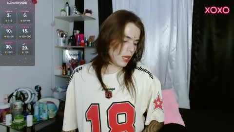 Snapshot of shun_sun chatting on December 7, 2:36 am Shun White online show from December 7, 2:36 am