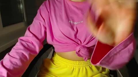 shy_26 online show from September 24, 6:14 pm