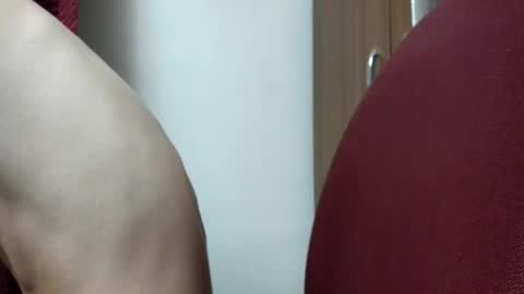 shy_in_bed online show from October 3, 10:07 pm